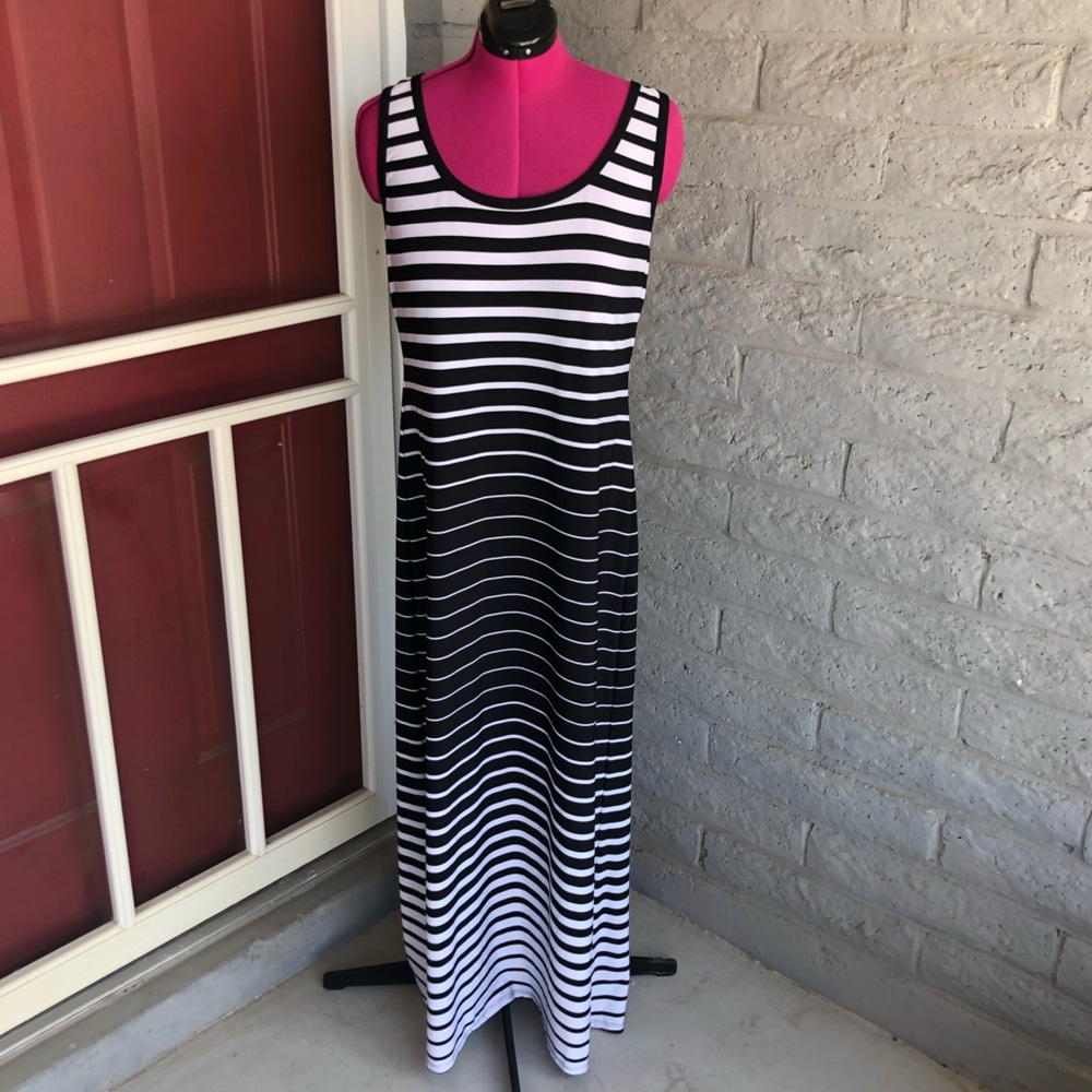 Connected Apparel USA Made Black/White Long Maxi